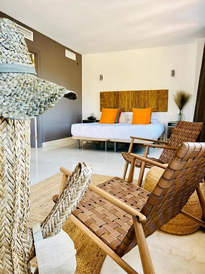 דירה מארבלה Penthouse Au Calme Avec Vue Mer Nature Environnante Et Tres Grandes Terrasses ספרד