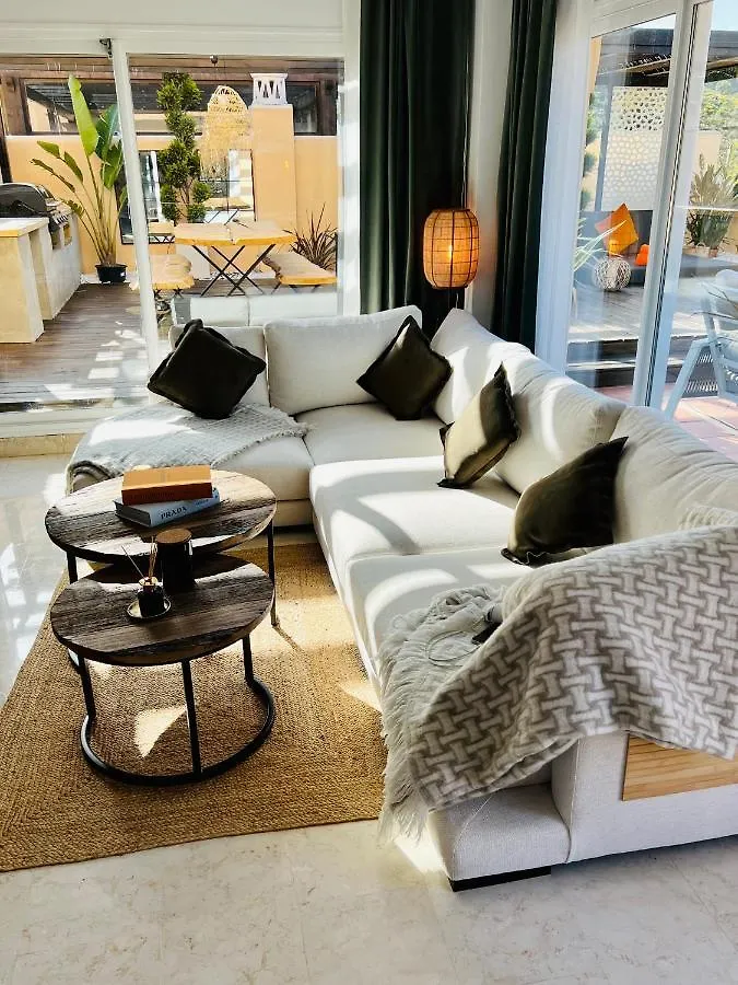 Penthouse Au Calme Avec Vue Mer Nature Environnante Et Tres Grandes Terrasses Marbella 0*,
